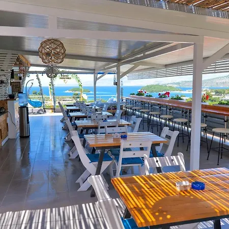 Hotel Mira Mare Ксамил Экстерьер фото